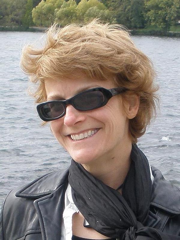 Portrait de Kij Johnson en 2009